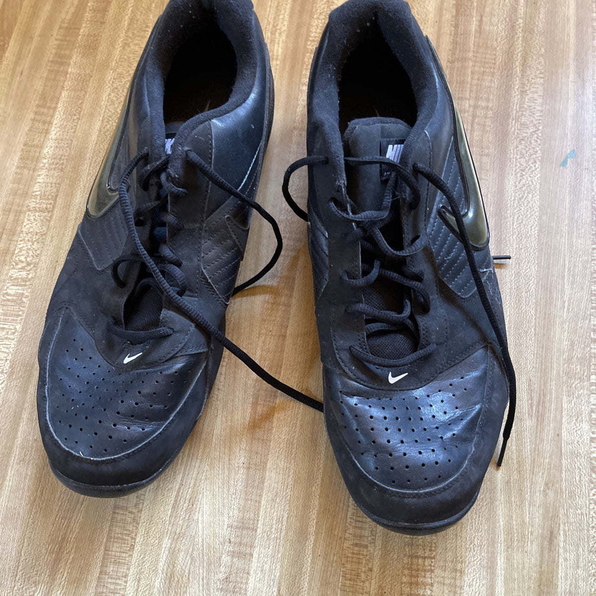 Nike Air Baseline Low 14