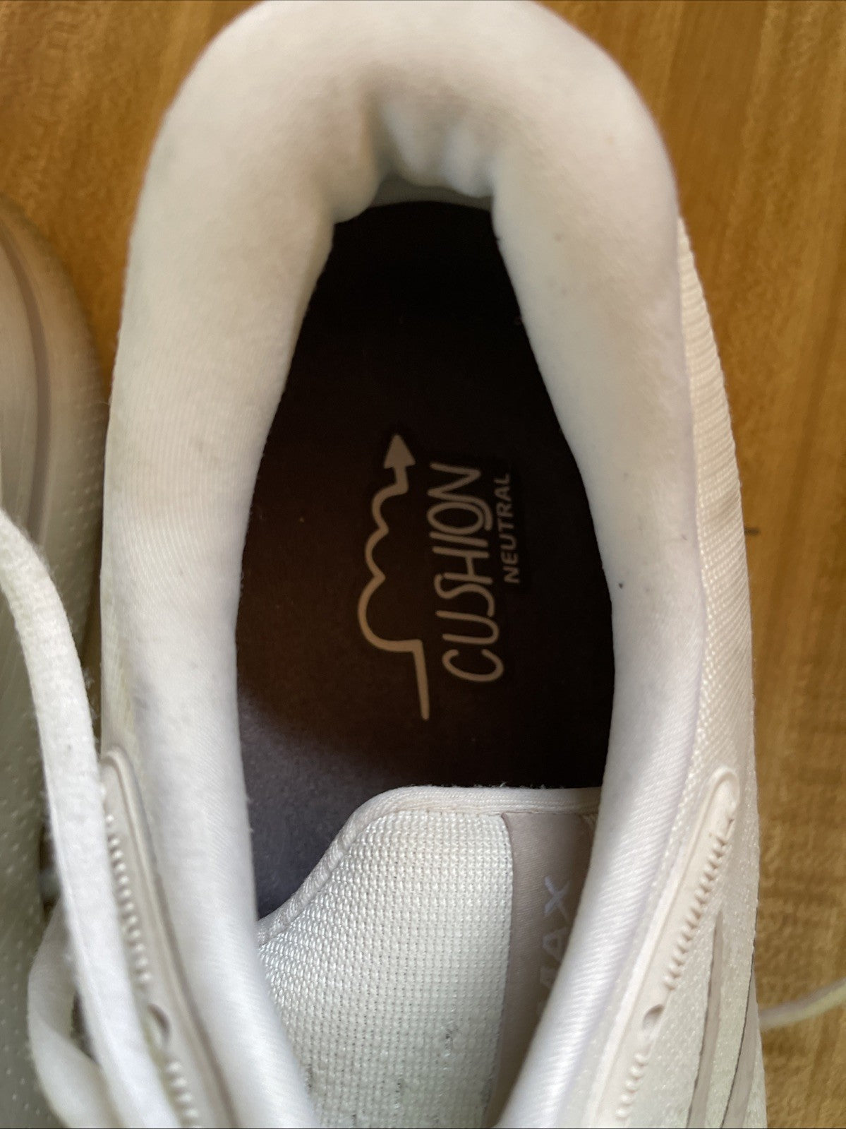 Brooks Ghost Max Size 14