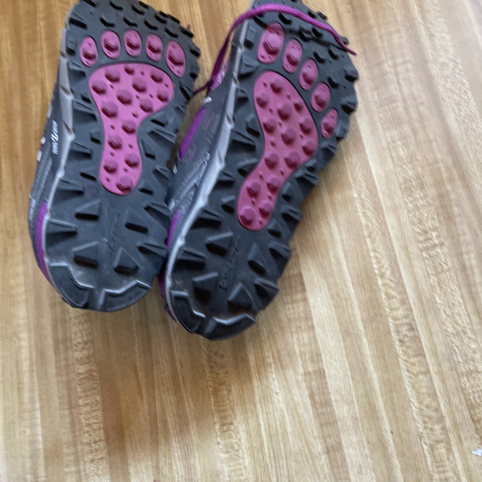 Altra Lone Peak Gaiter Trap Size 9 Wide