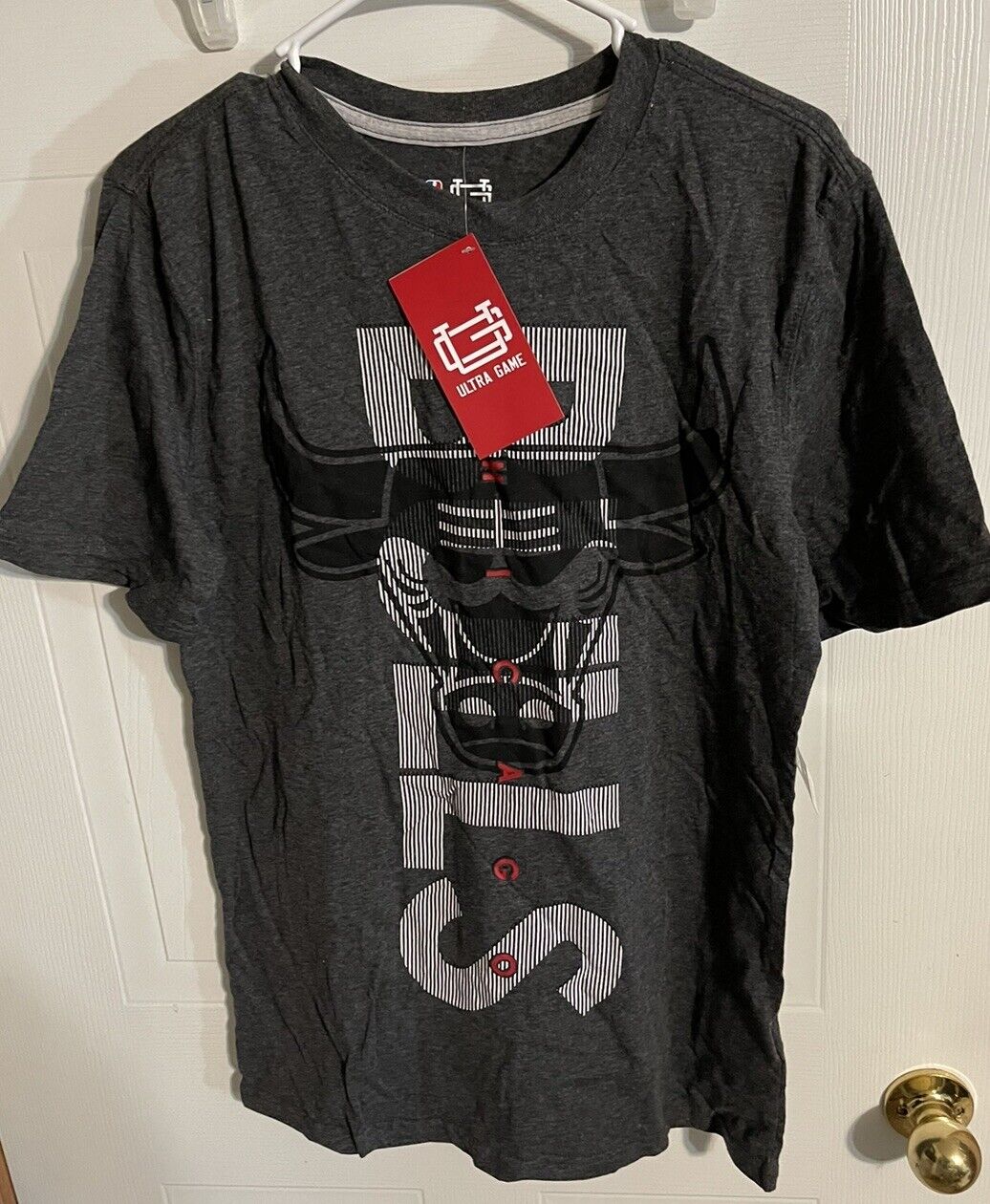 Ultra Game Chicago Bulls T Shirt Medium NWT 
