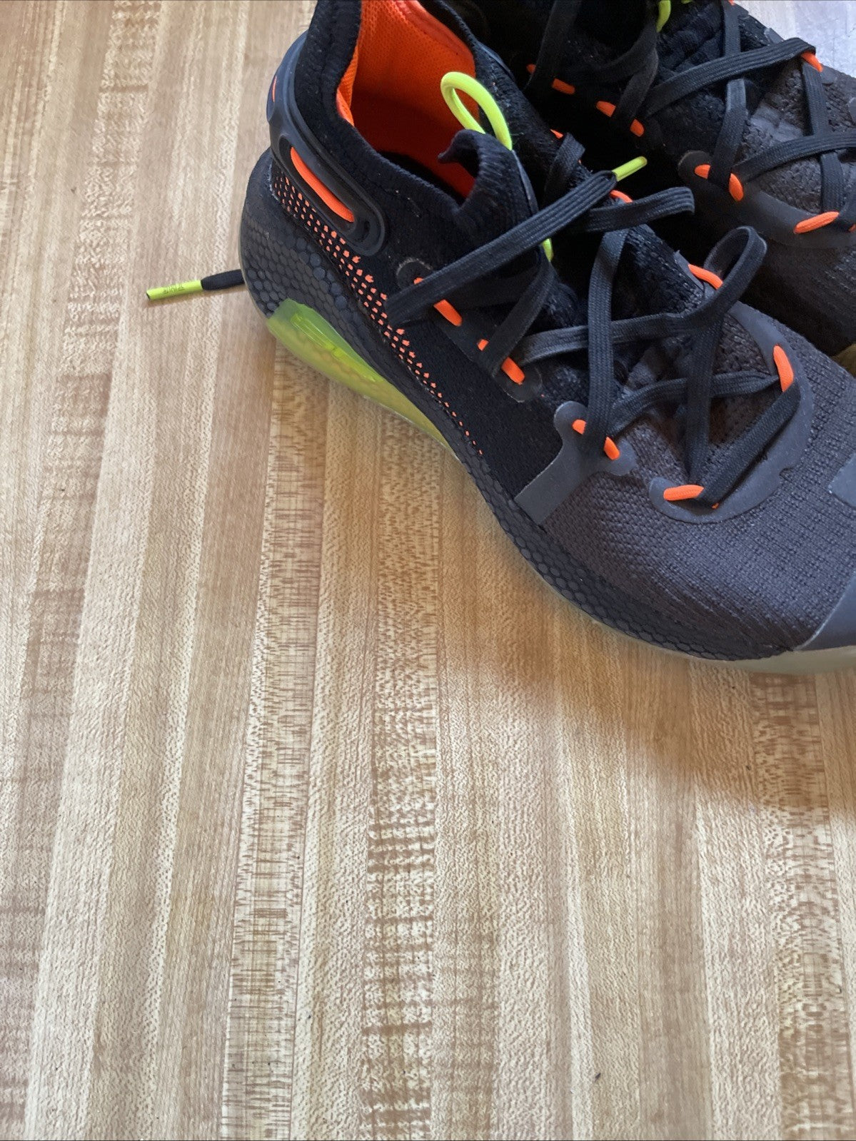 Under Armour Steph Curry 6 4Y