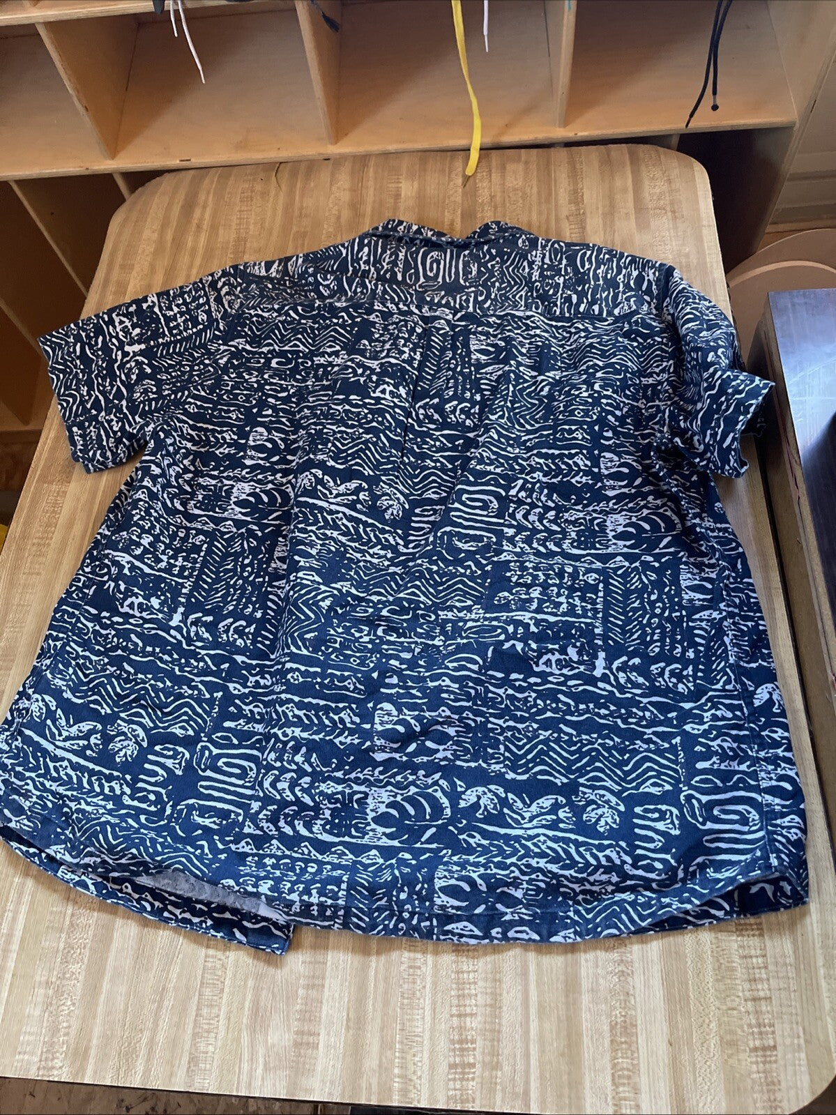 Carbon2Cobalt Button Up XL