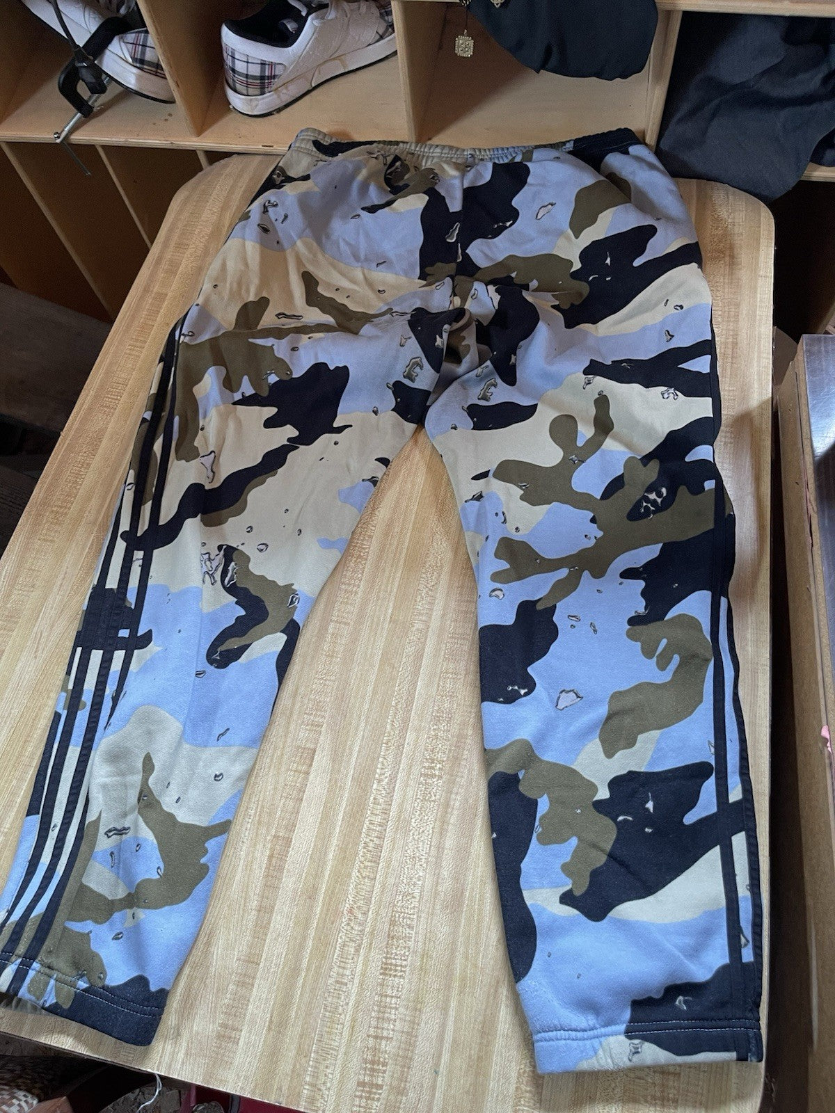 Adidas Camo Sweatpants XL