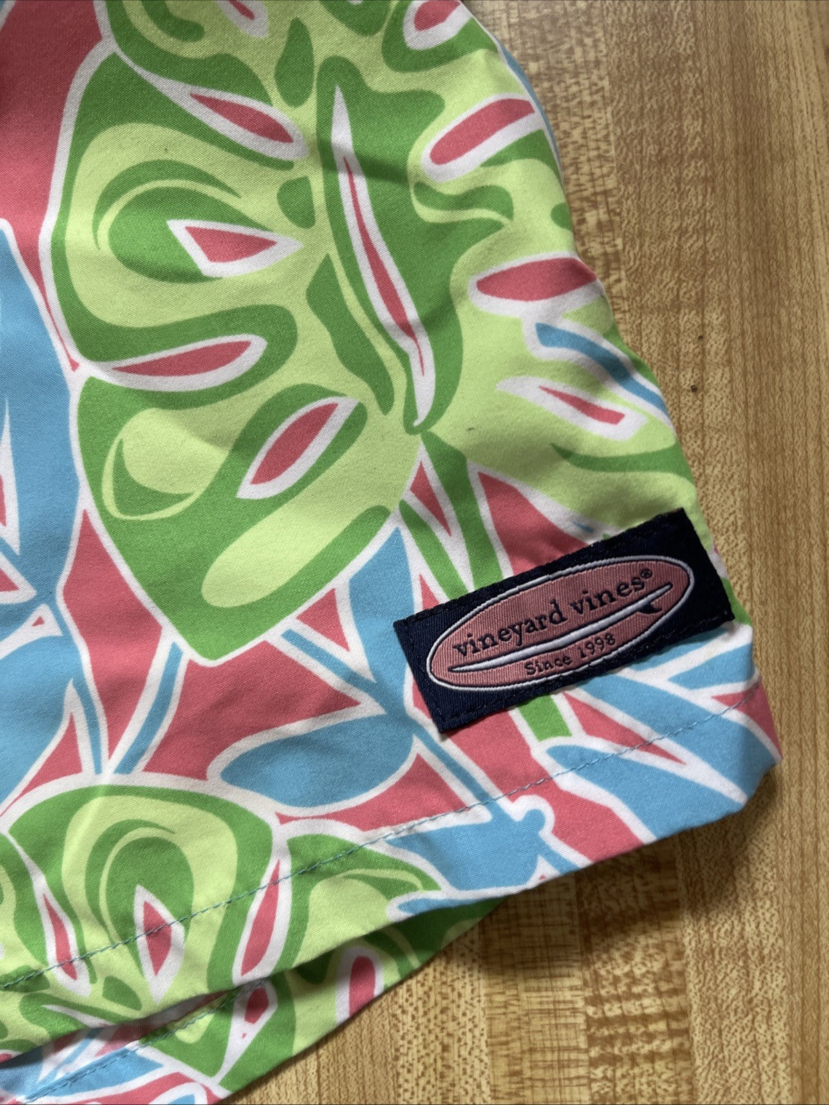 Vineyard Vines Swim Trunks Medium 