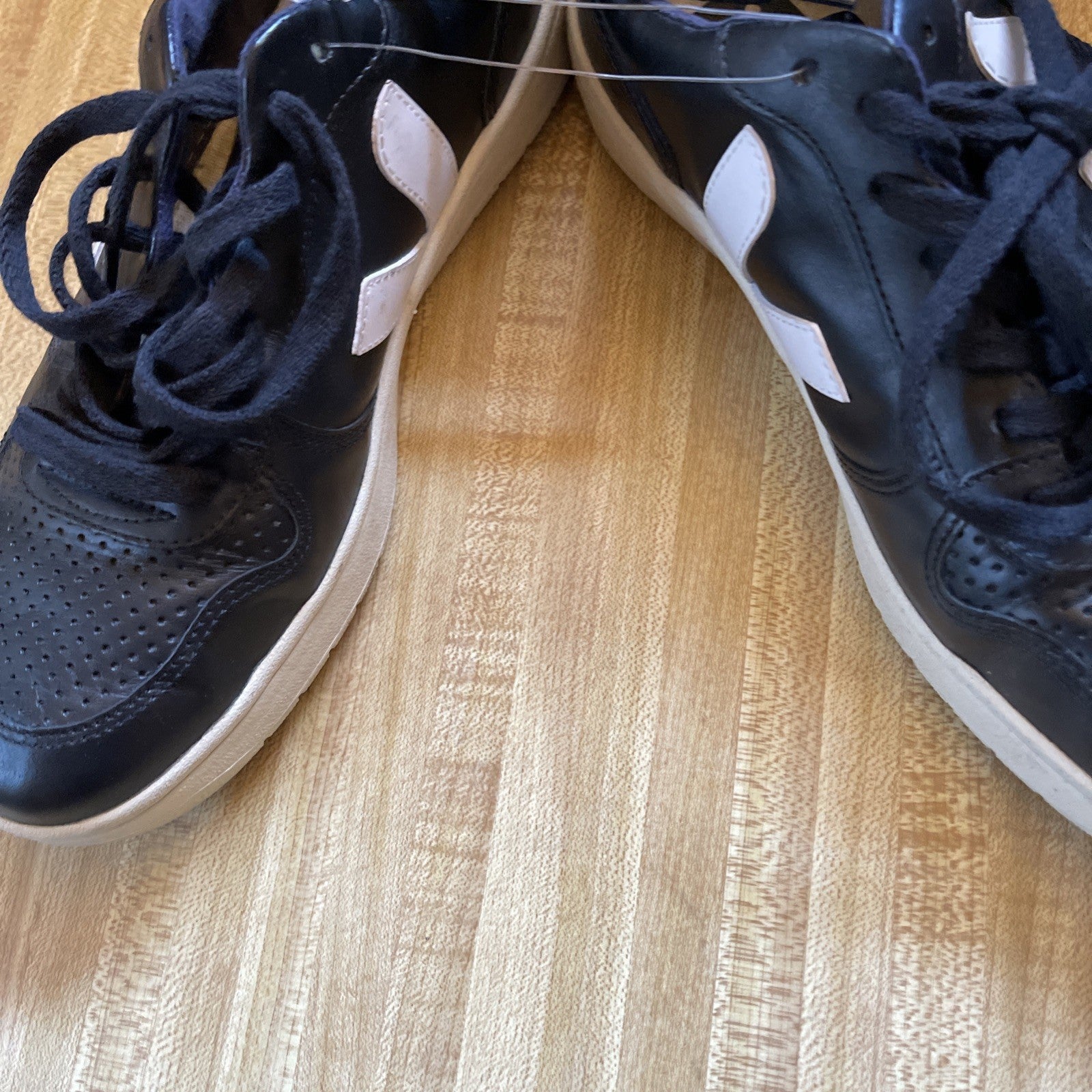 Veja Sneakers Men’s 9