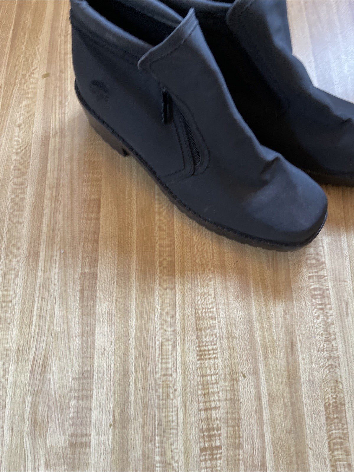 totes boots womens 10