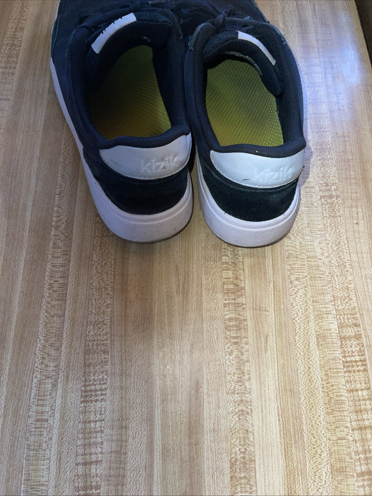 Kizik Shoes Men’s 10.5