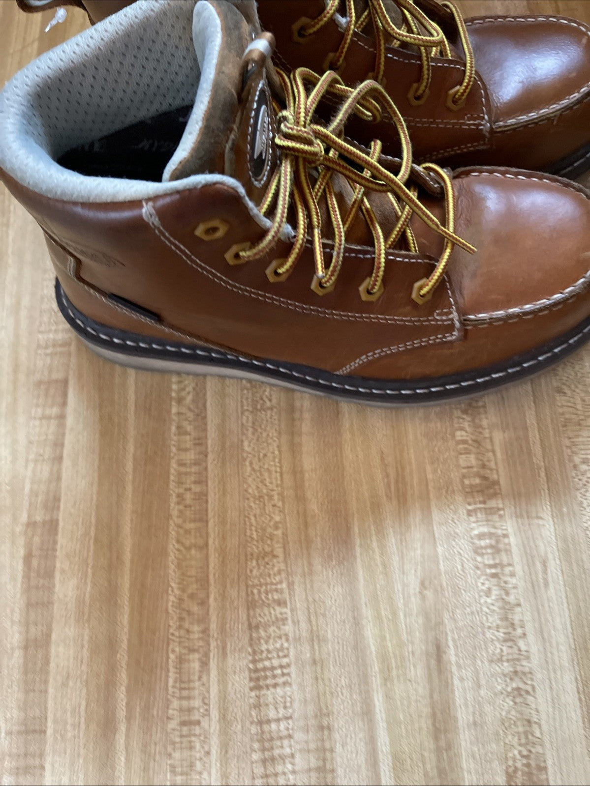 Avenger Work Boots Steel Toe Size 7.5