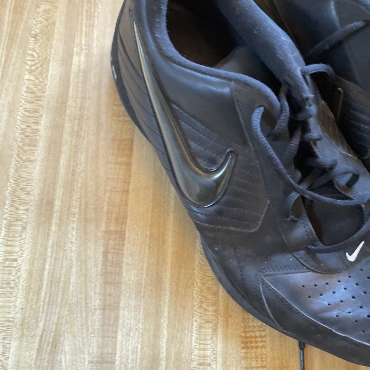 Nike Air Baseline Low 14