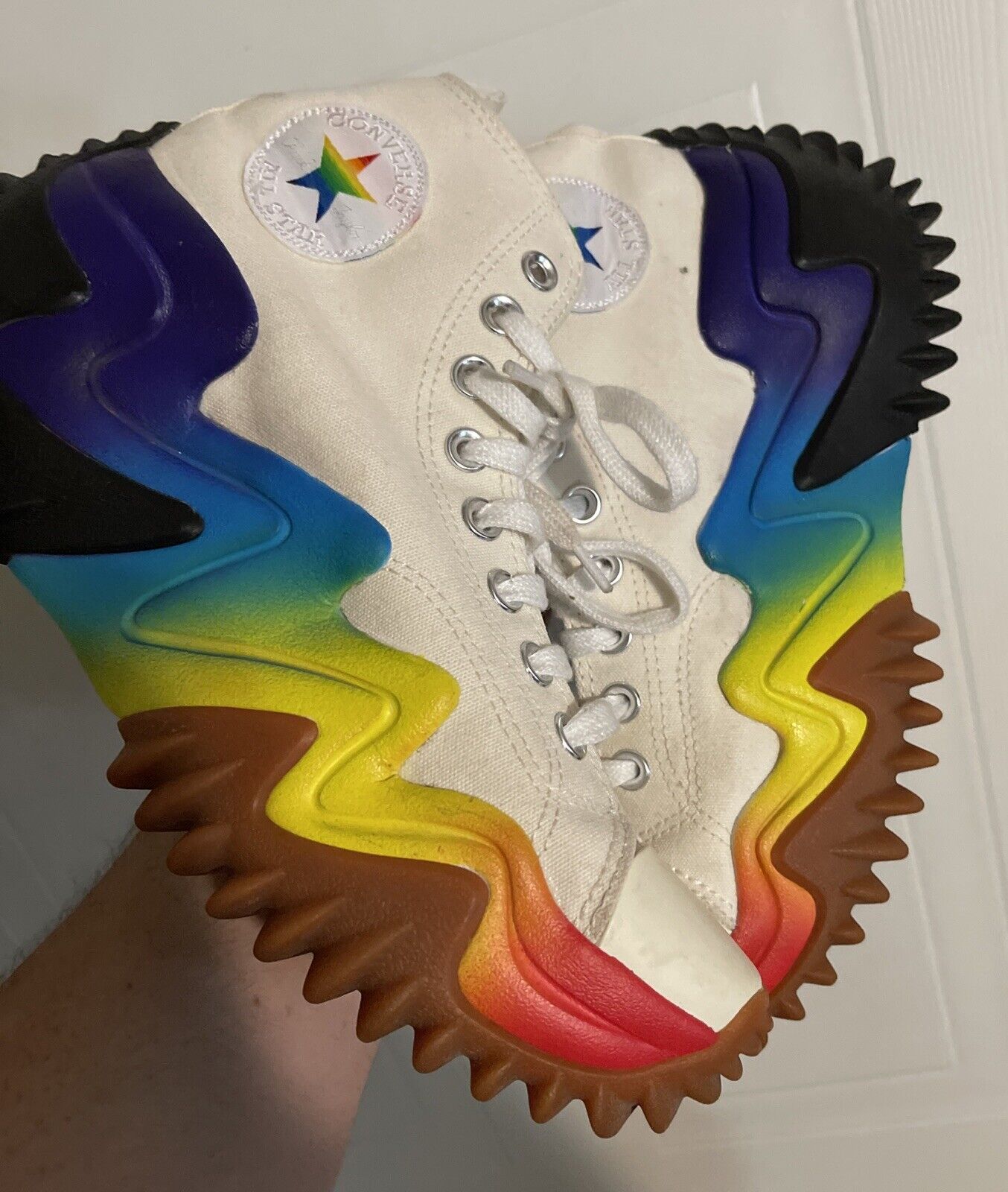 Converse Run Star Motion Platform Pride Men’s 7.5 Women’s 9