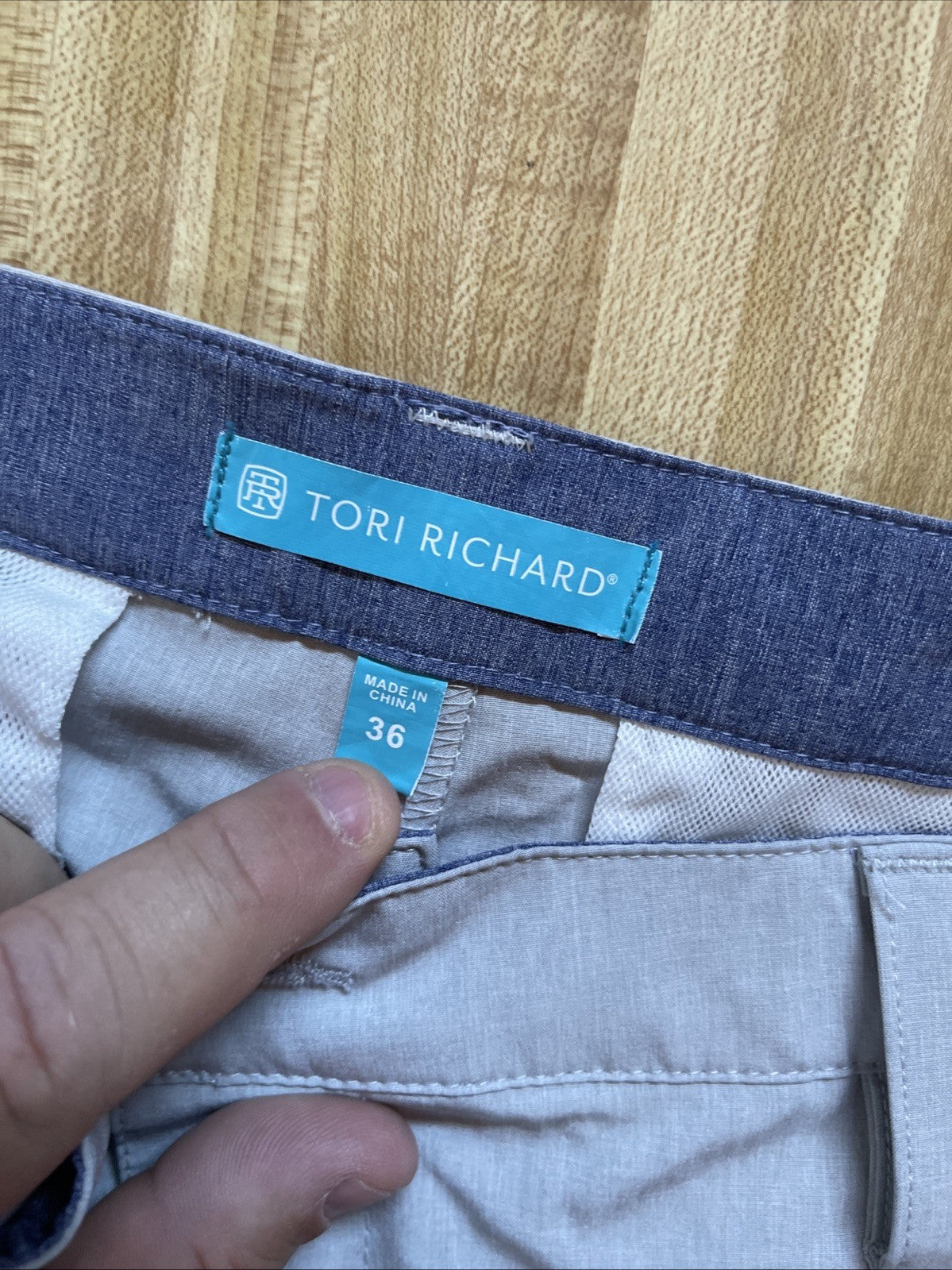 Tori Richard Golf Shorts 36