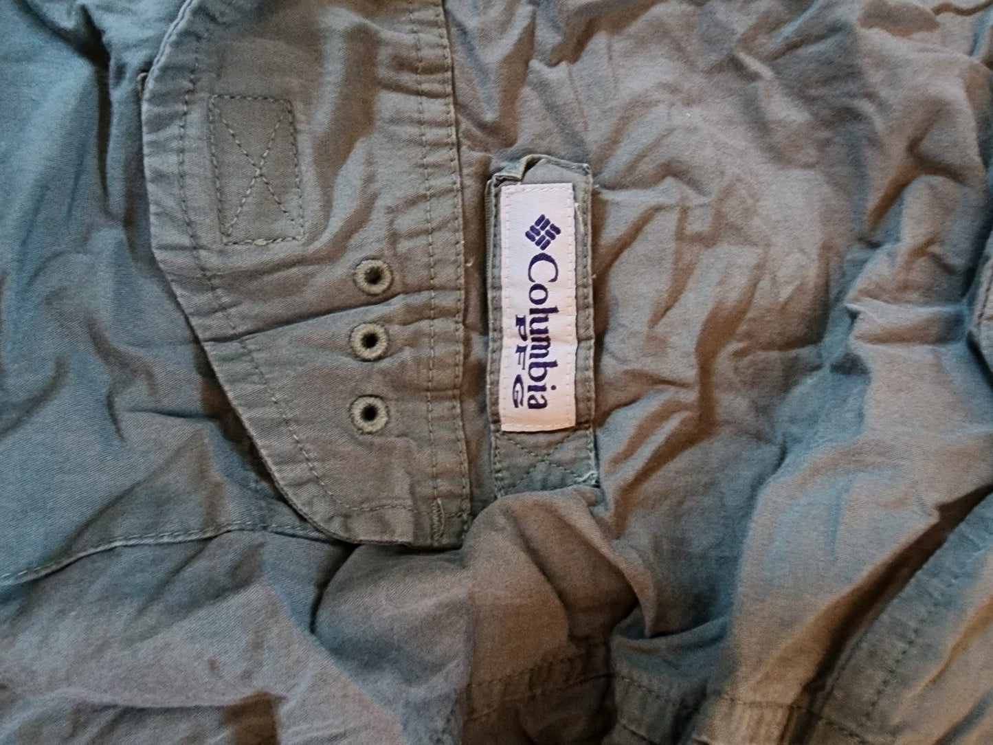 columbia vented shirt Large 