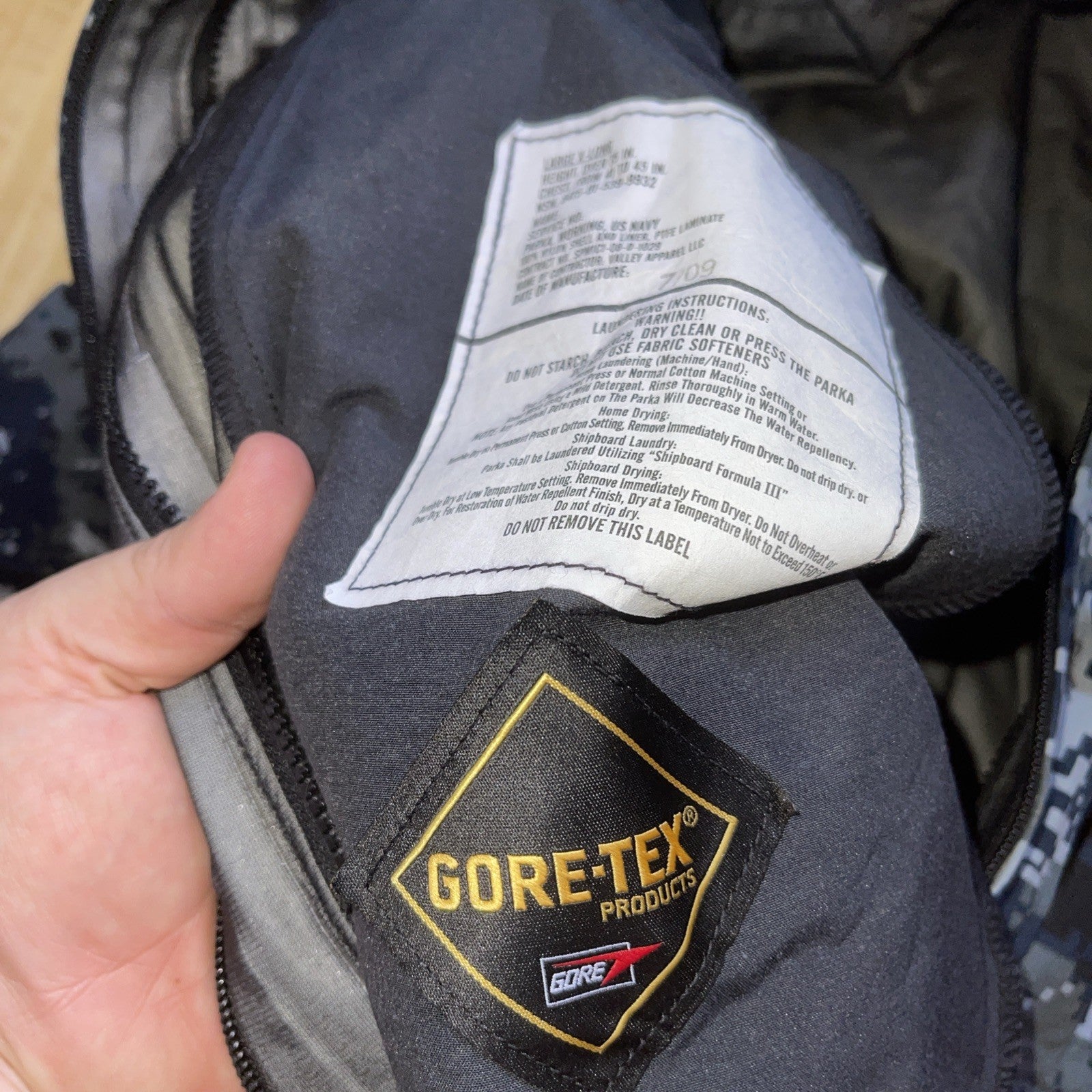 Blue Digital Camo Goretex Jacket Large X Long US Navy Issued