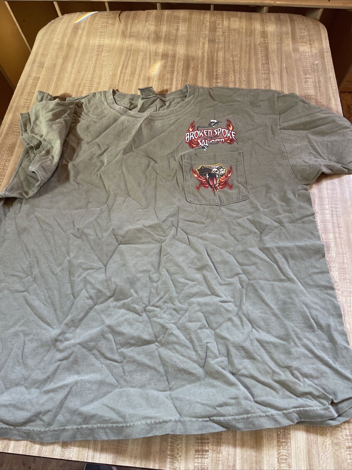 broken spoke saloon t shirt 2XL 