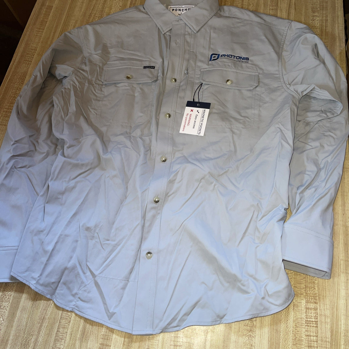 Poncho Button Up Medium 