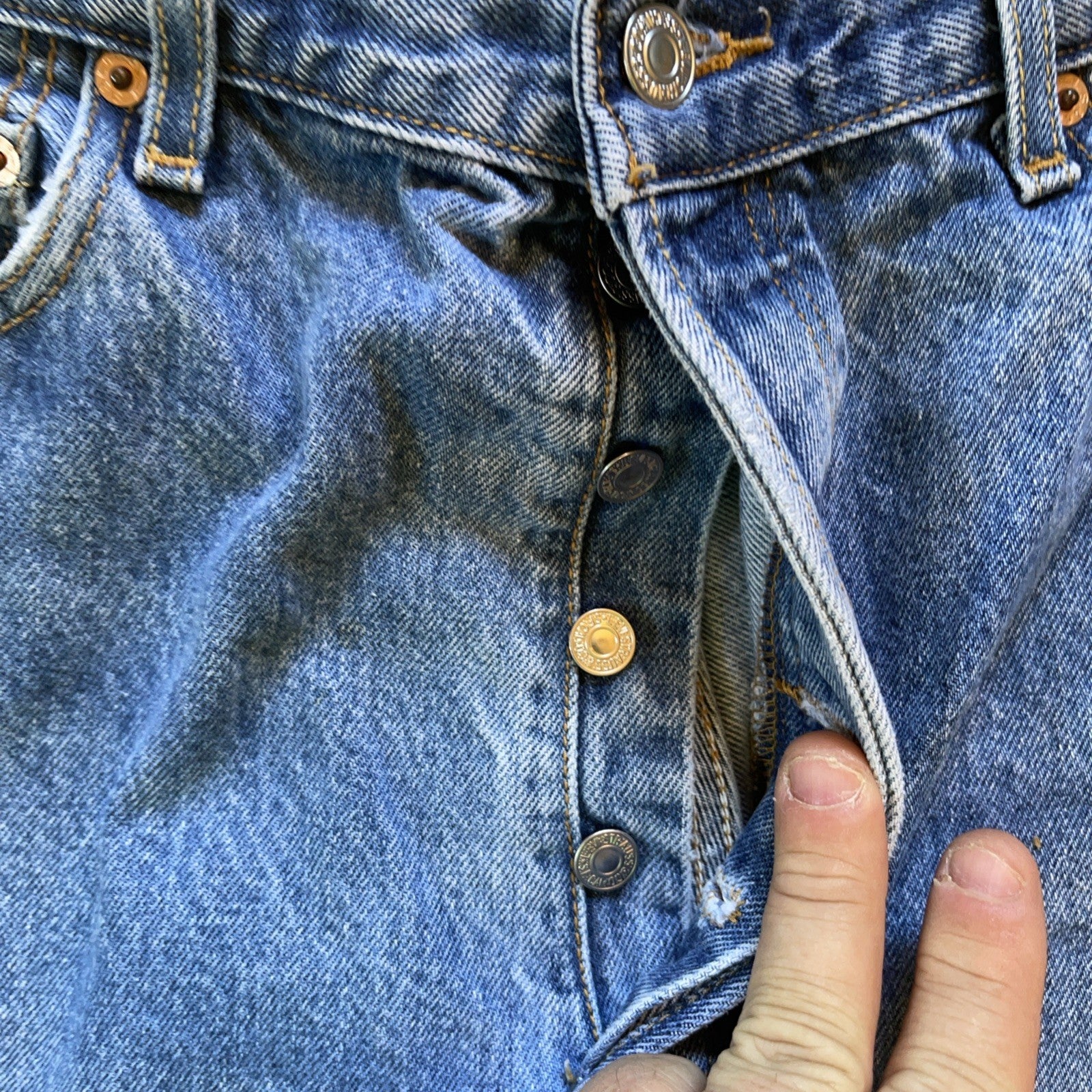 Vintage Levi’s 501XX Tag Says 38/38 But They Measure 32/35 Made In Mexico