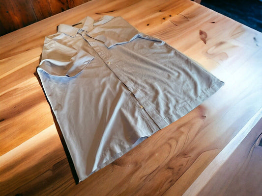 Tiger Woods Button Up XL