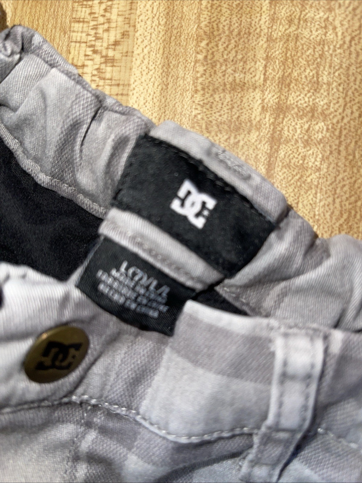 DC Boys Shorts Large 
