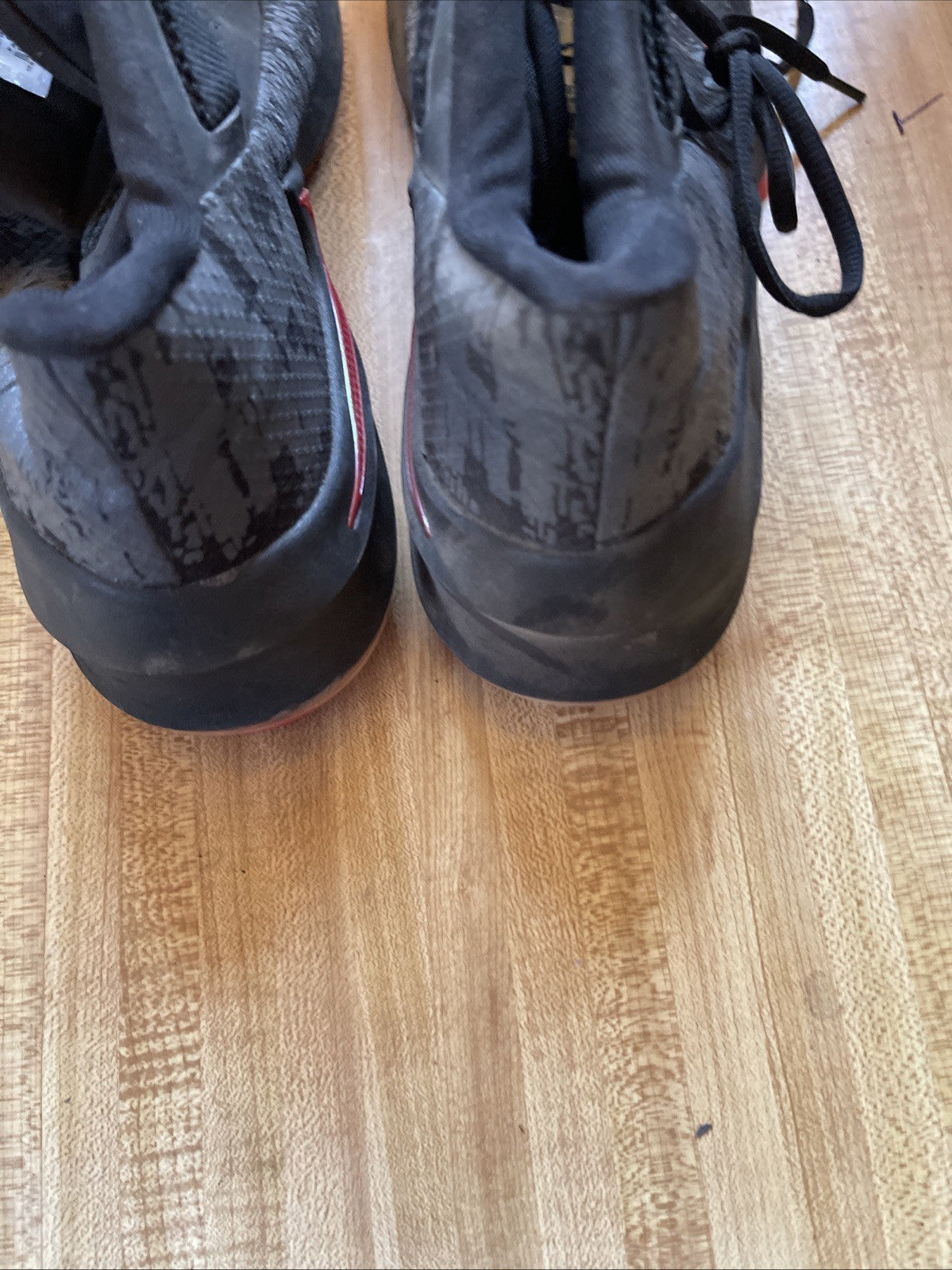 Nike Air Max Infuriate Sneakers 10.5
