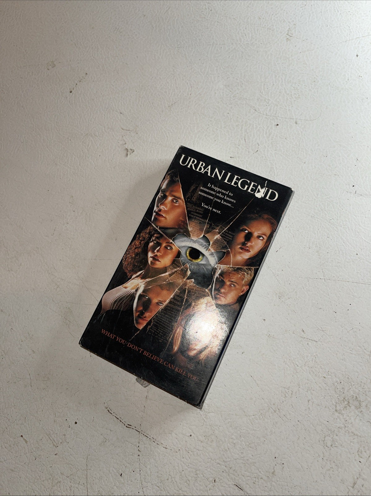 Urban Legend (VHS, 1999, Closed Captioned)