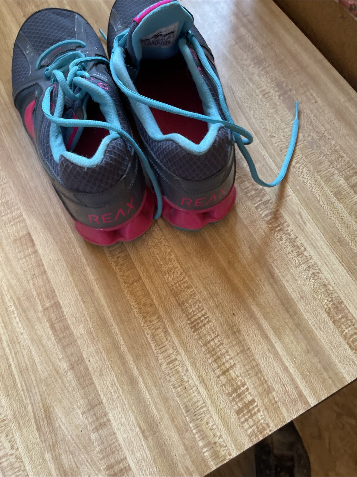 Nike Reax Run 8 Size 9.5