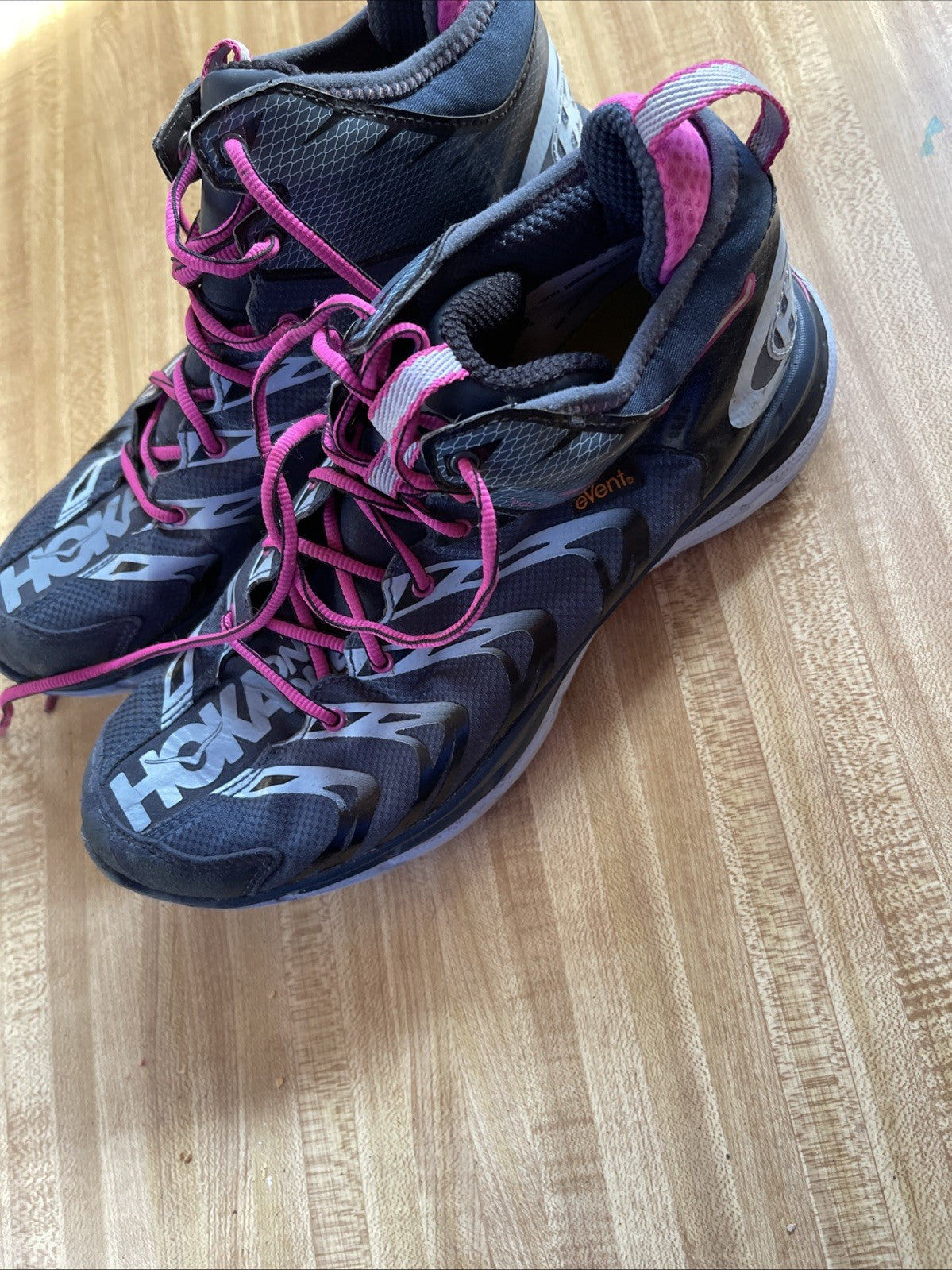 Hoka One One Tor Speed 2 Mid WP Size 9