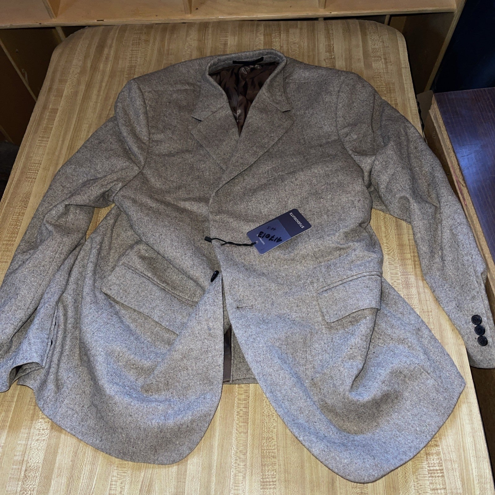 Studio Suits Men’s Suit NWT Pants 38/30 Blazer 46S