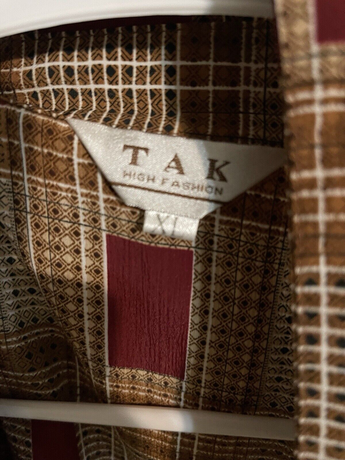 Tak High Fashion Top XL