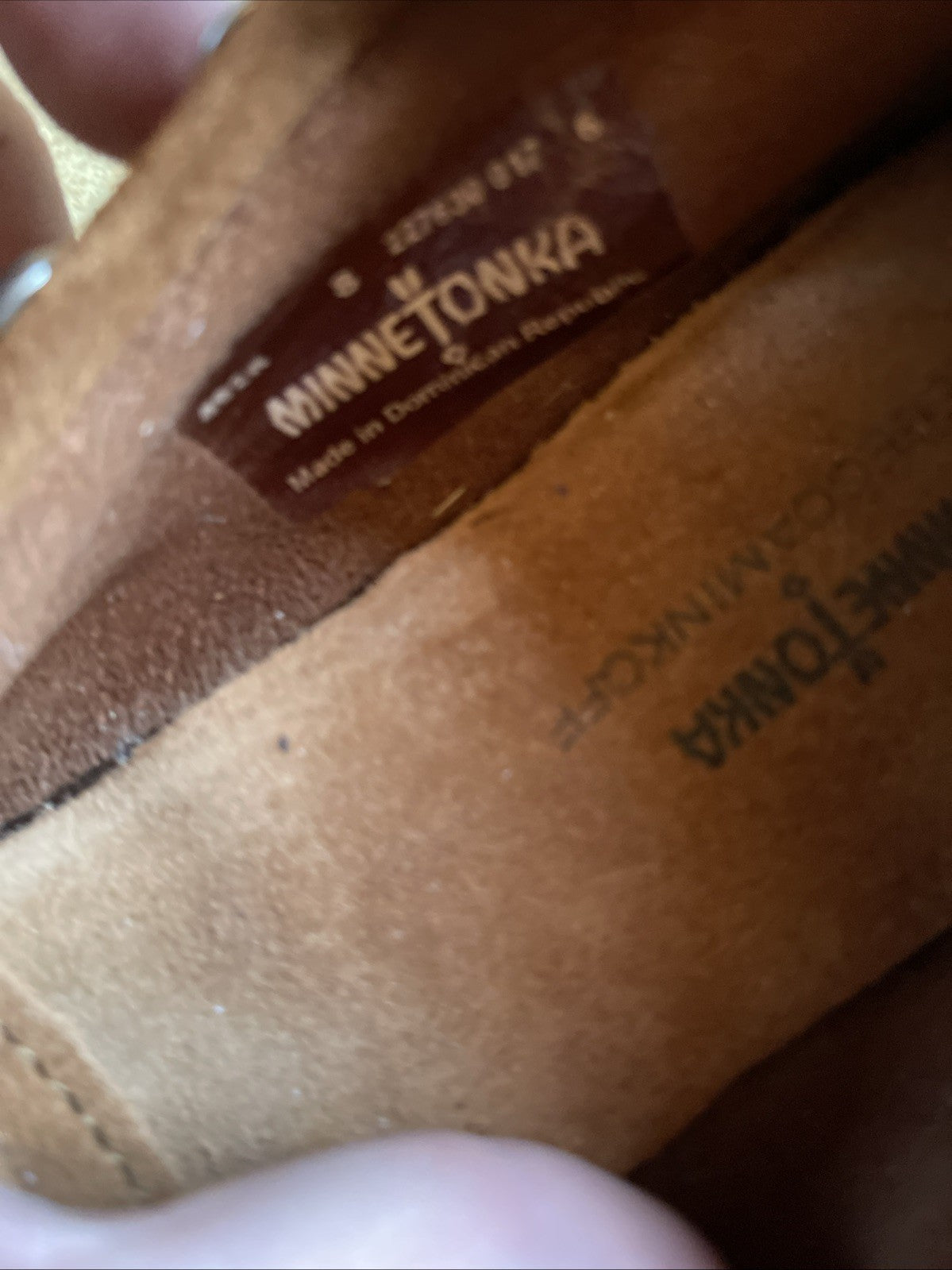 minnetonka moccasins size 8