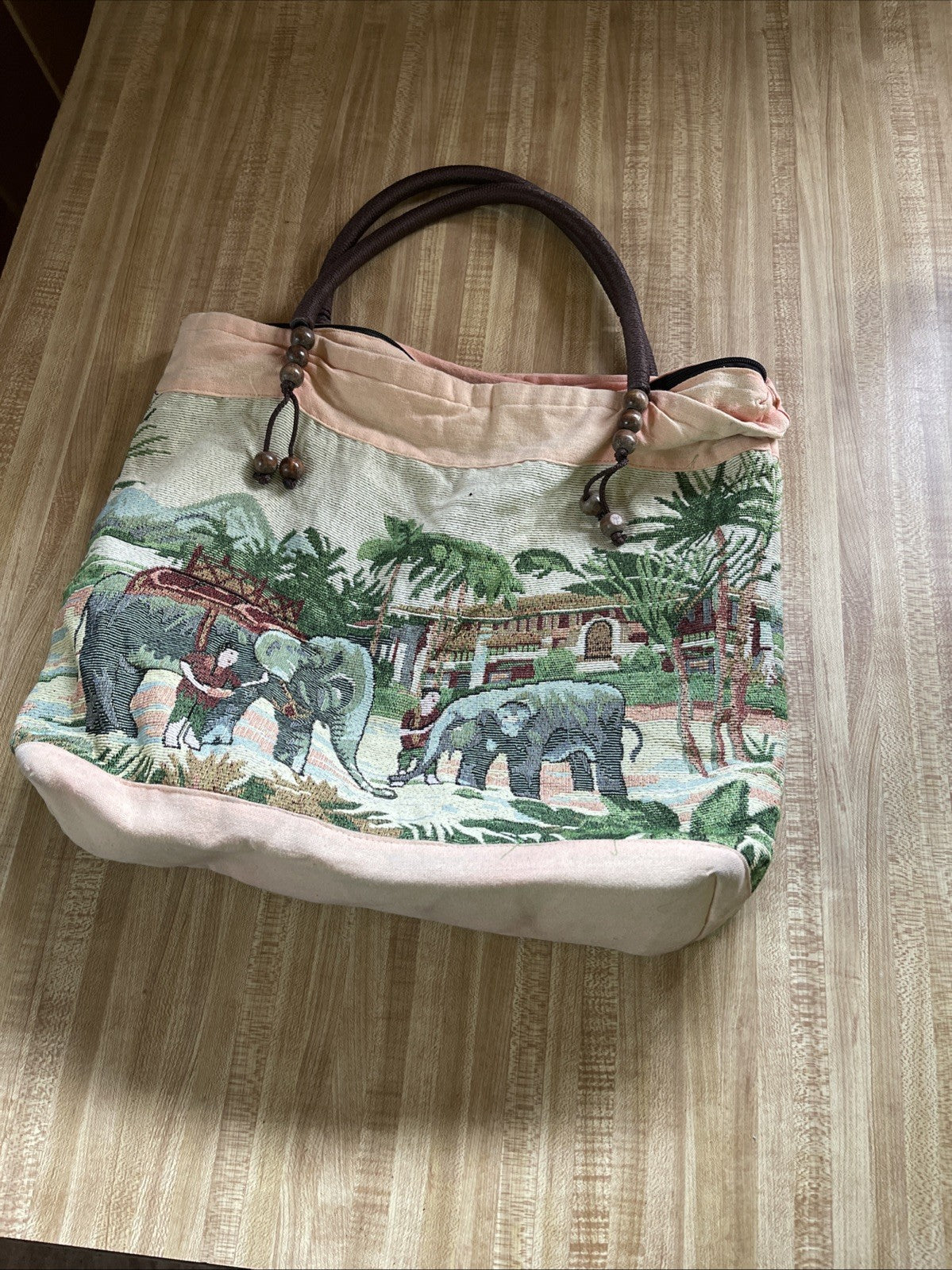 Graphic Tote Bag Elephants 