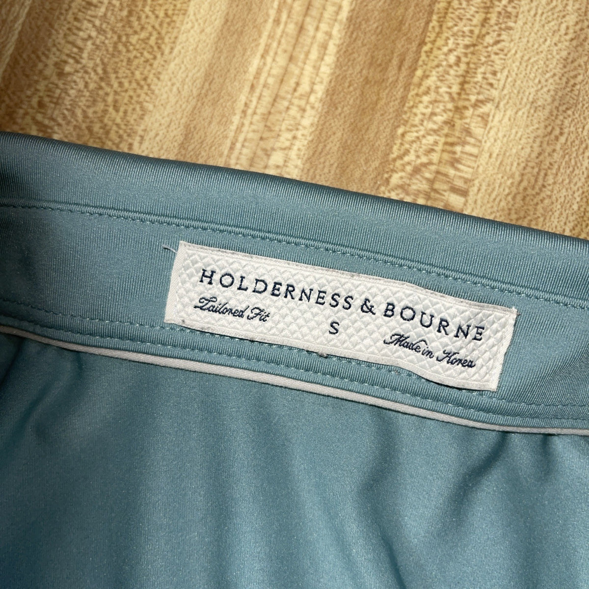 Hokderness & Bourne Polo The Broadmoor Golf Club Small The Anderson Sage