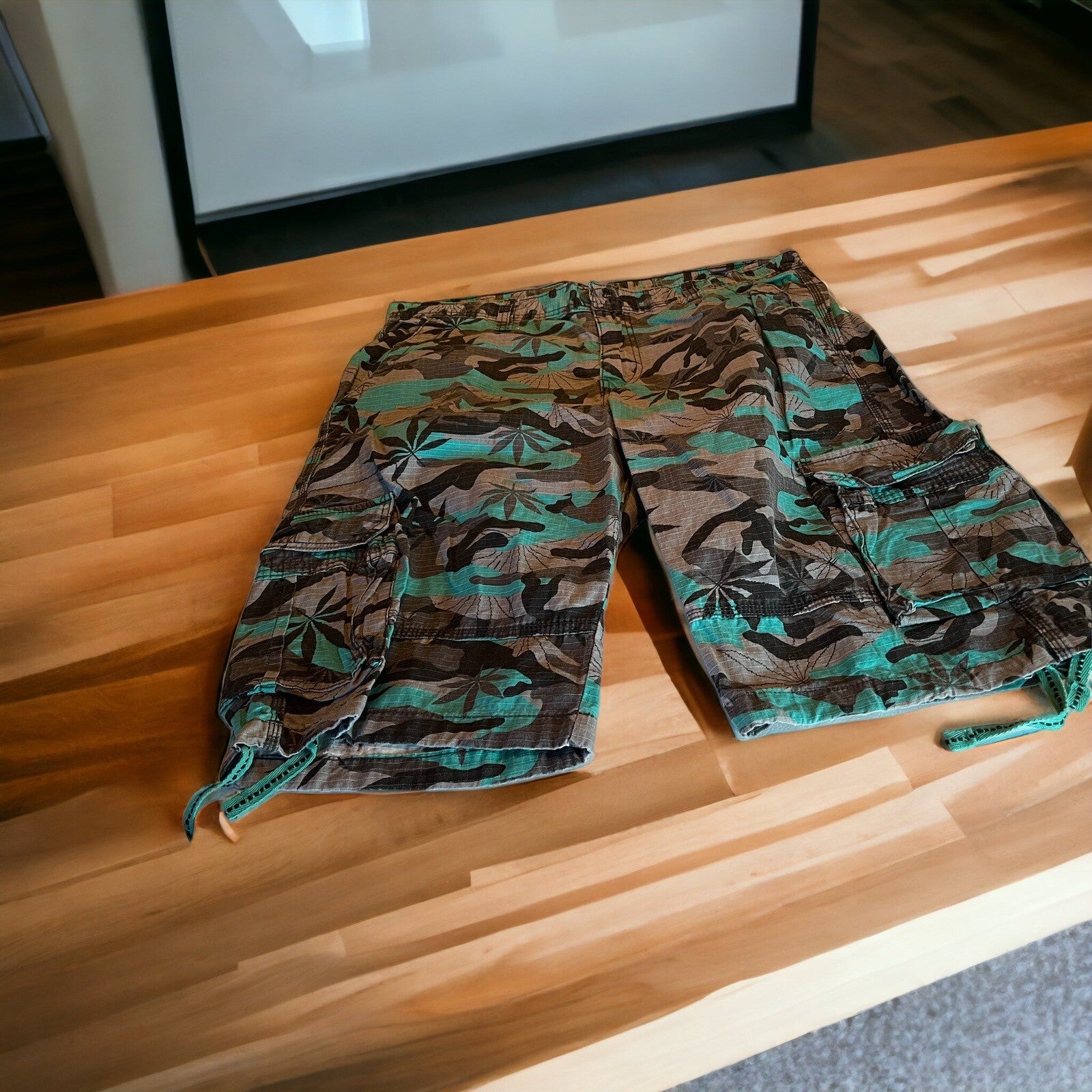 Focus Original Brand Cargo Shorts 40
