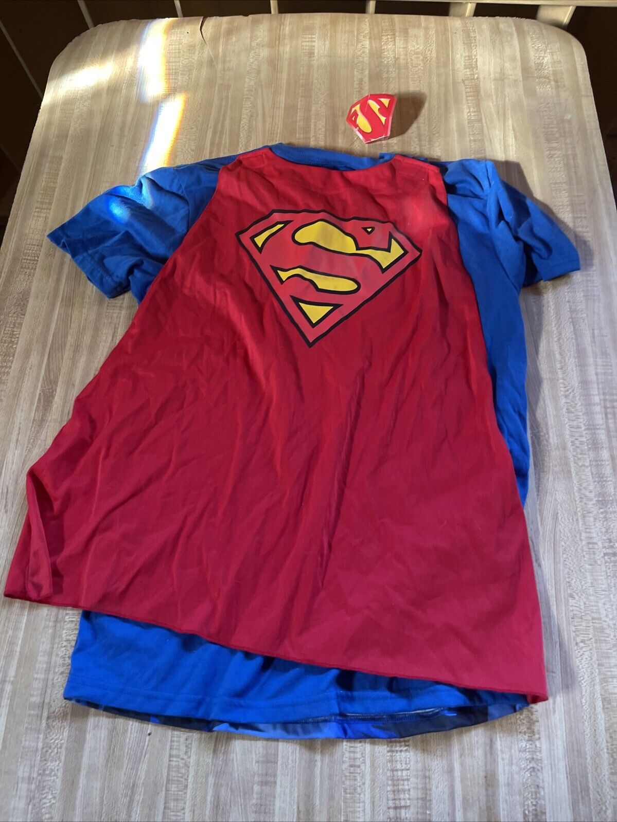 Superman T Shirt And Cape Small NWT 