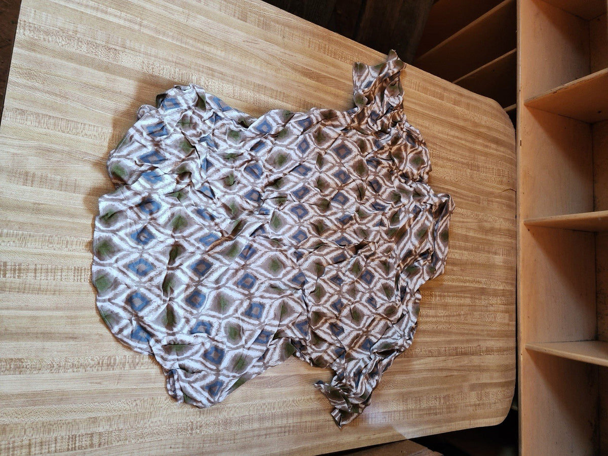 Marquis Button Up Medium 