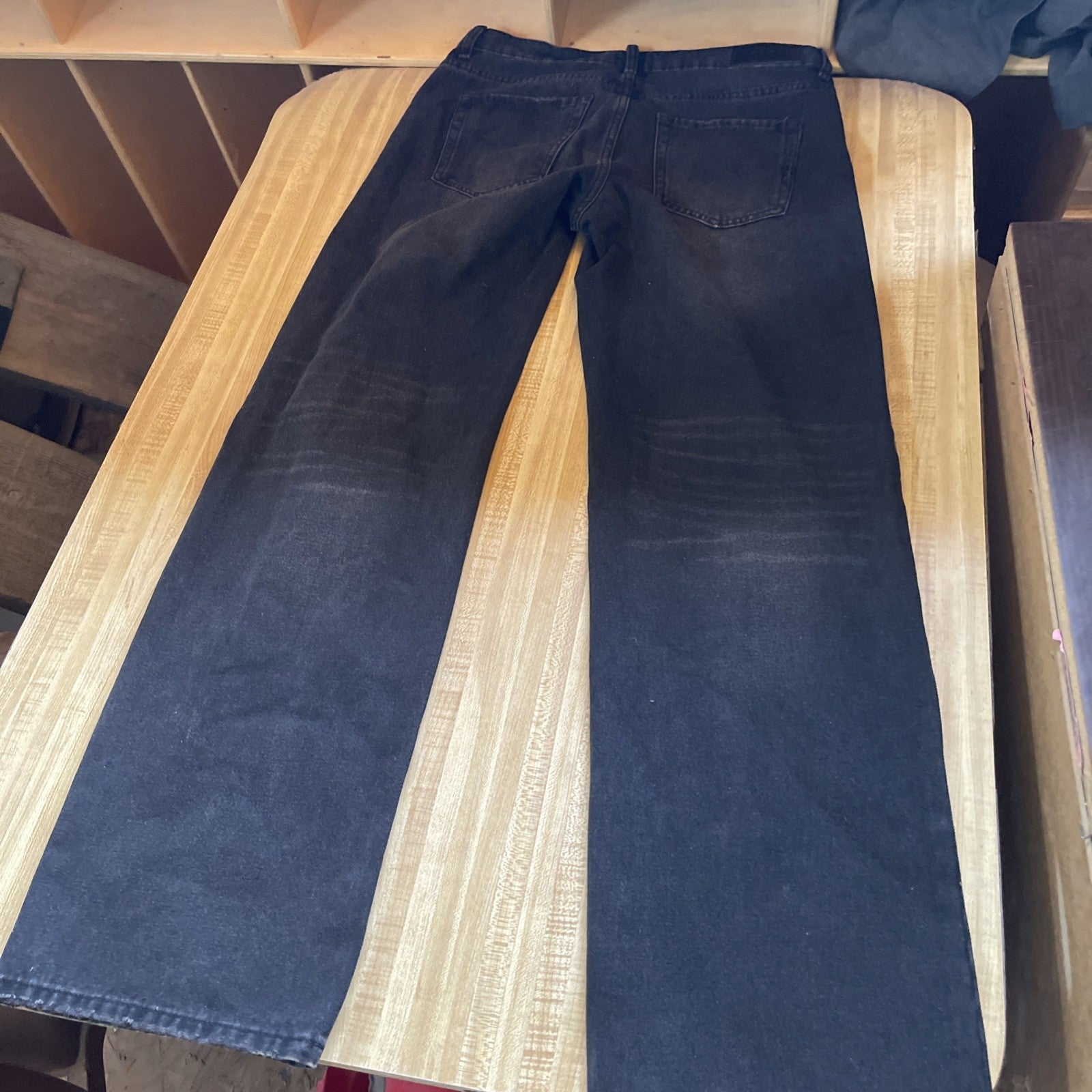 MNML Baggy Wide Leg Jeans 30/32 Tag Says 30/34 9 Inch Leg Opening 