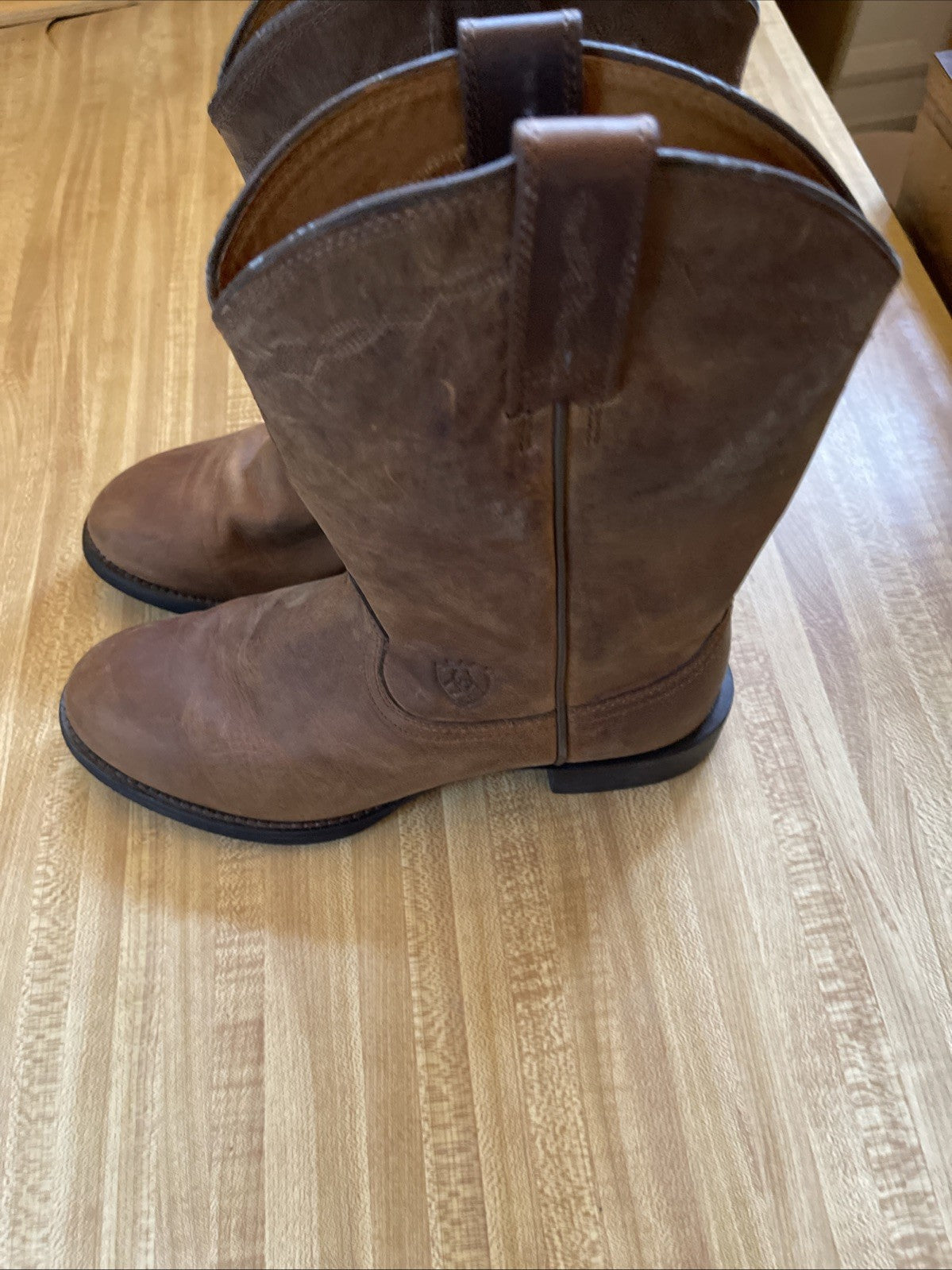 ariat ats cowboy boots 7 EE