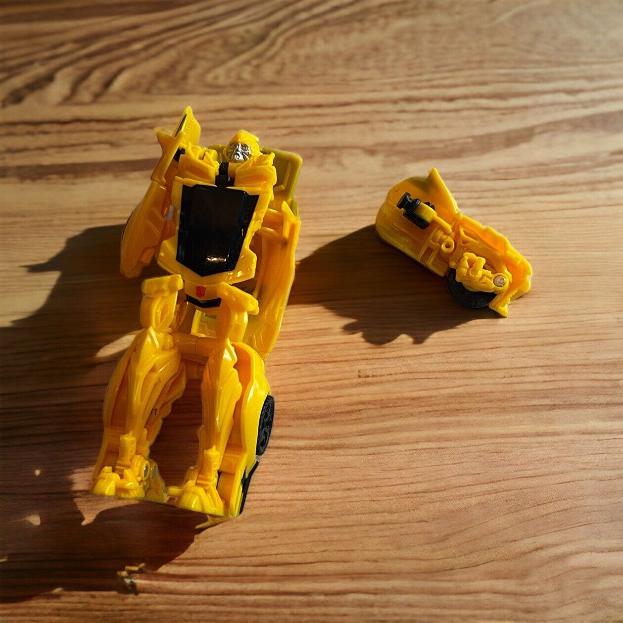 Transformers Figure As Is One Of The Pieces Is Disconnected 