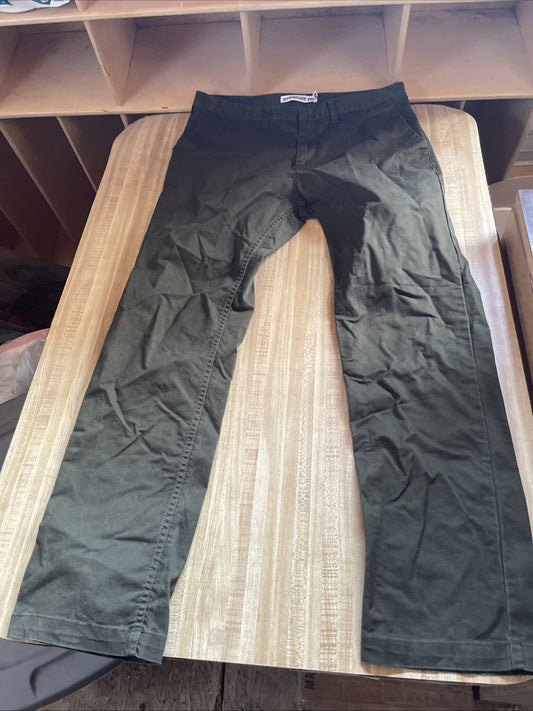 DC Straight Fit Pants 36/30 Tags Says 36/32