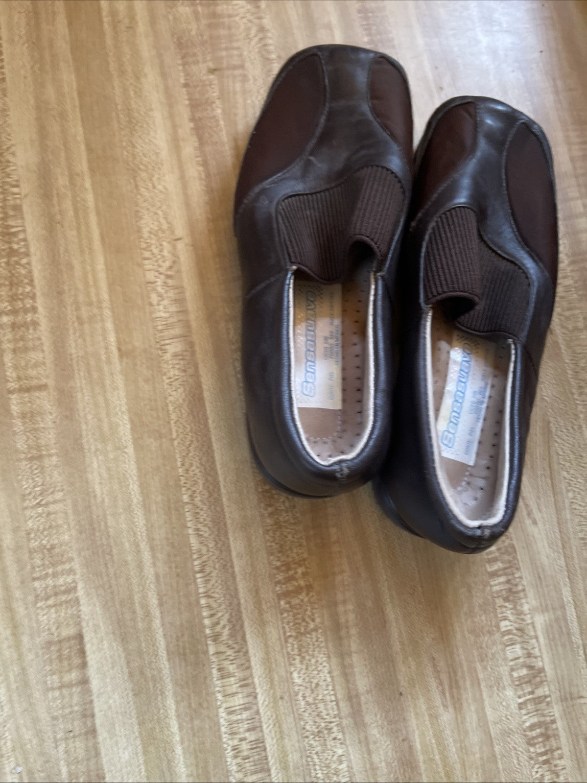 Sensasuave Slip On Shoes 9