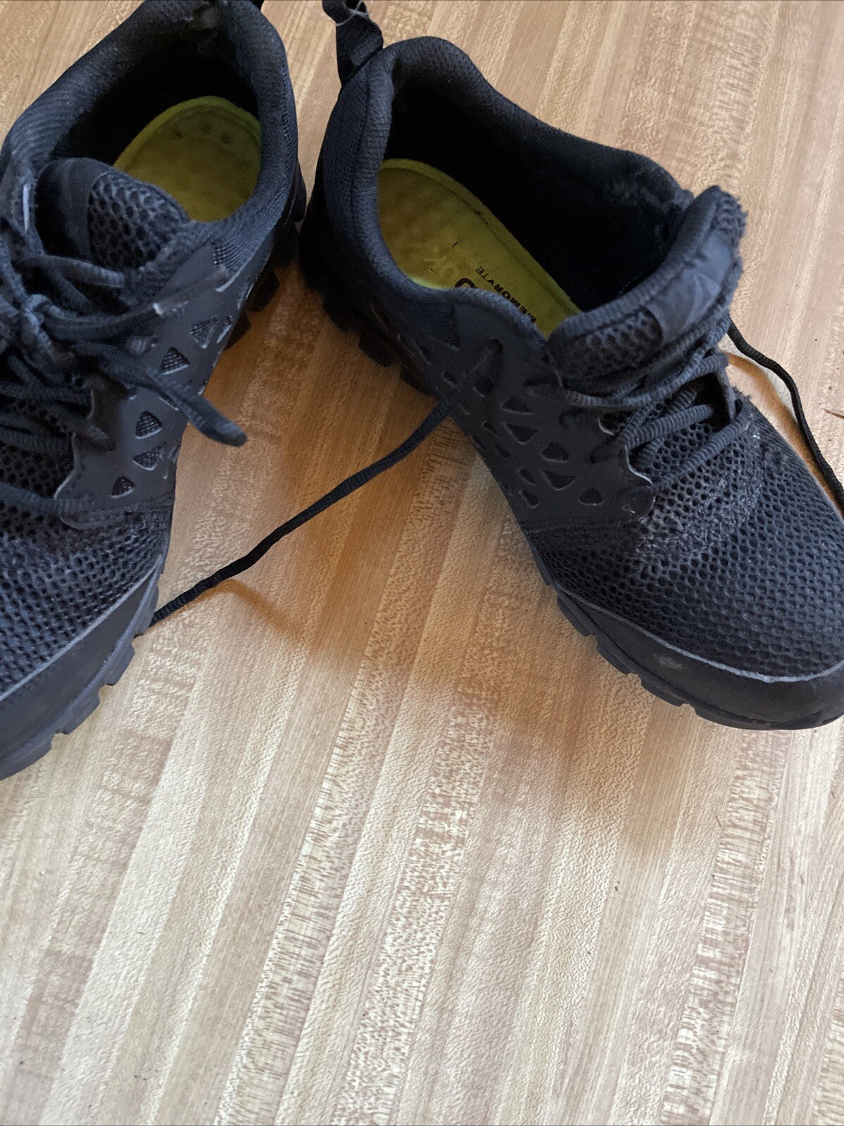 Reebok Women’s Sneakers 8.5