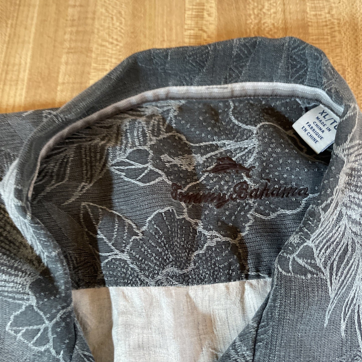 Tommy Bahama Silk Shirt XL