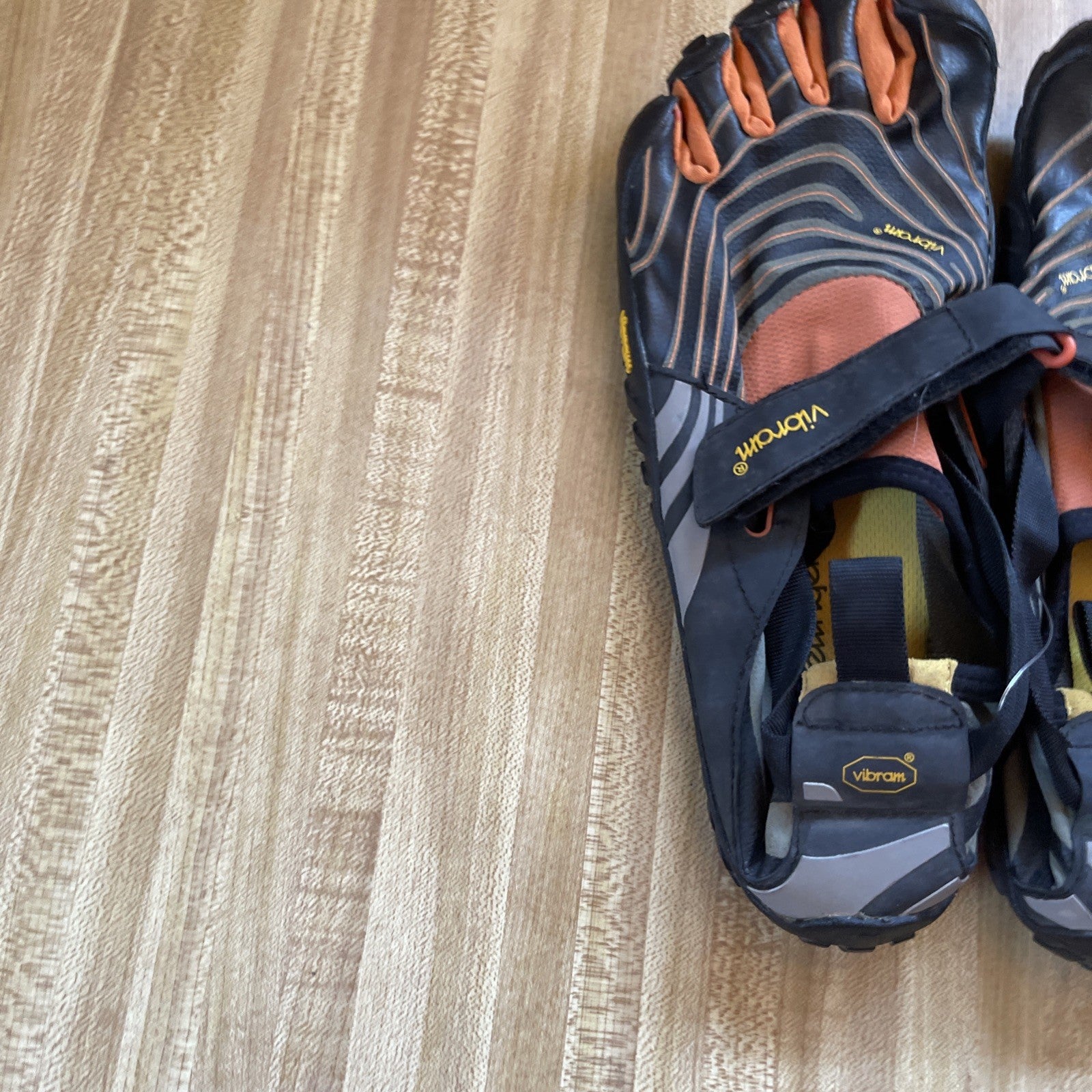 vibram fivefingers 44/11