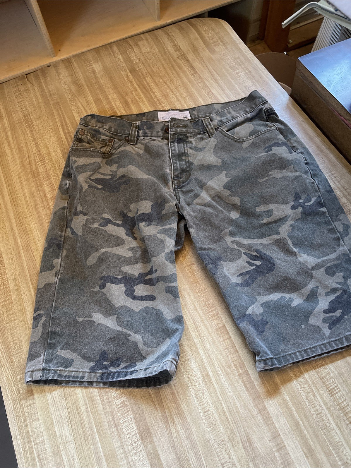 Ecko Unltd Camo Jorts 34 Y2K Hiphop Streetwear 