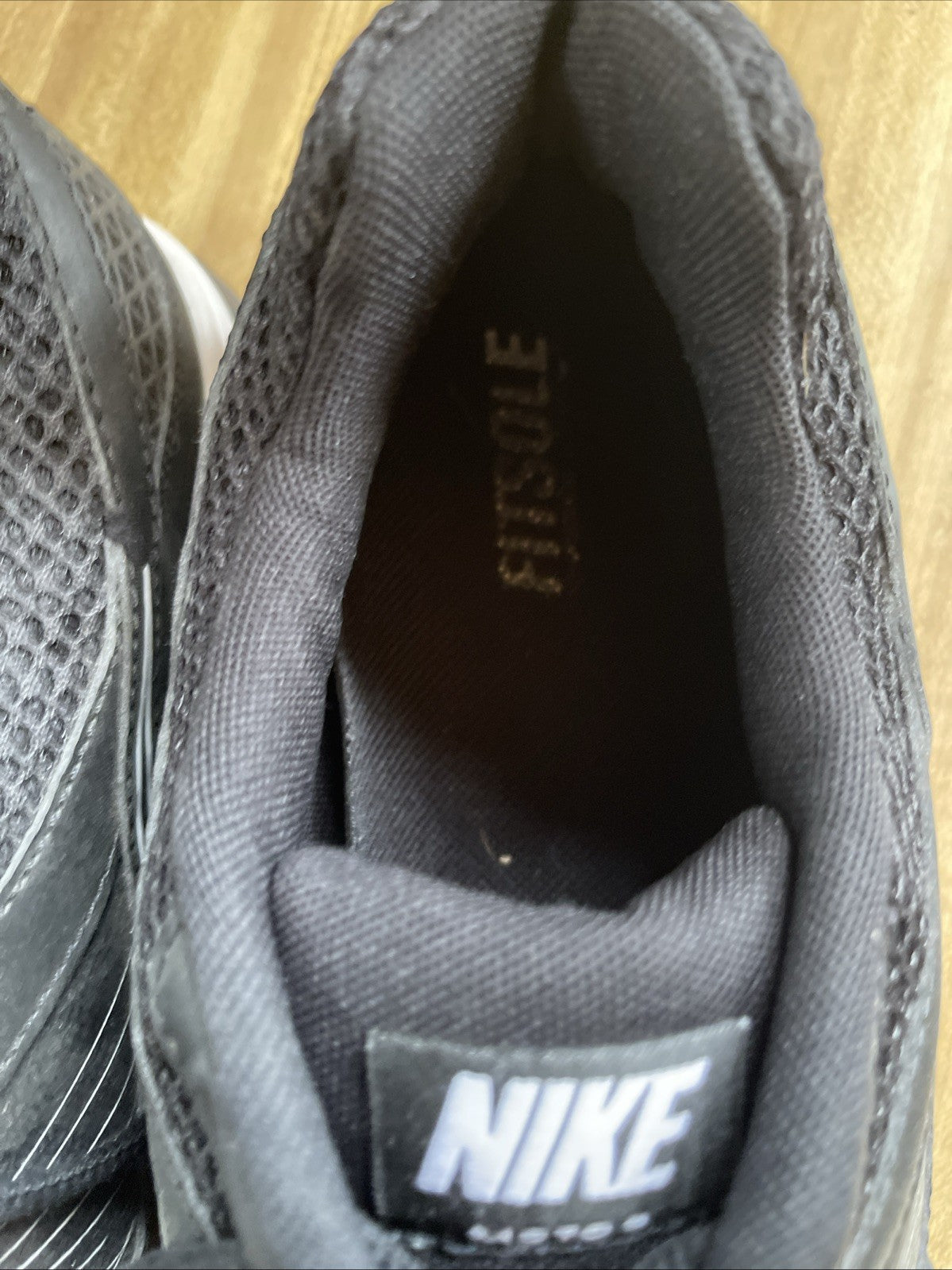 Nike Air Moto 9 Plus Sneakers 12.5