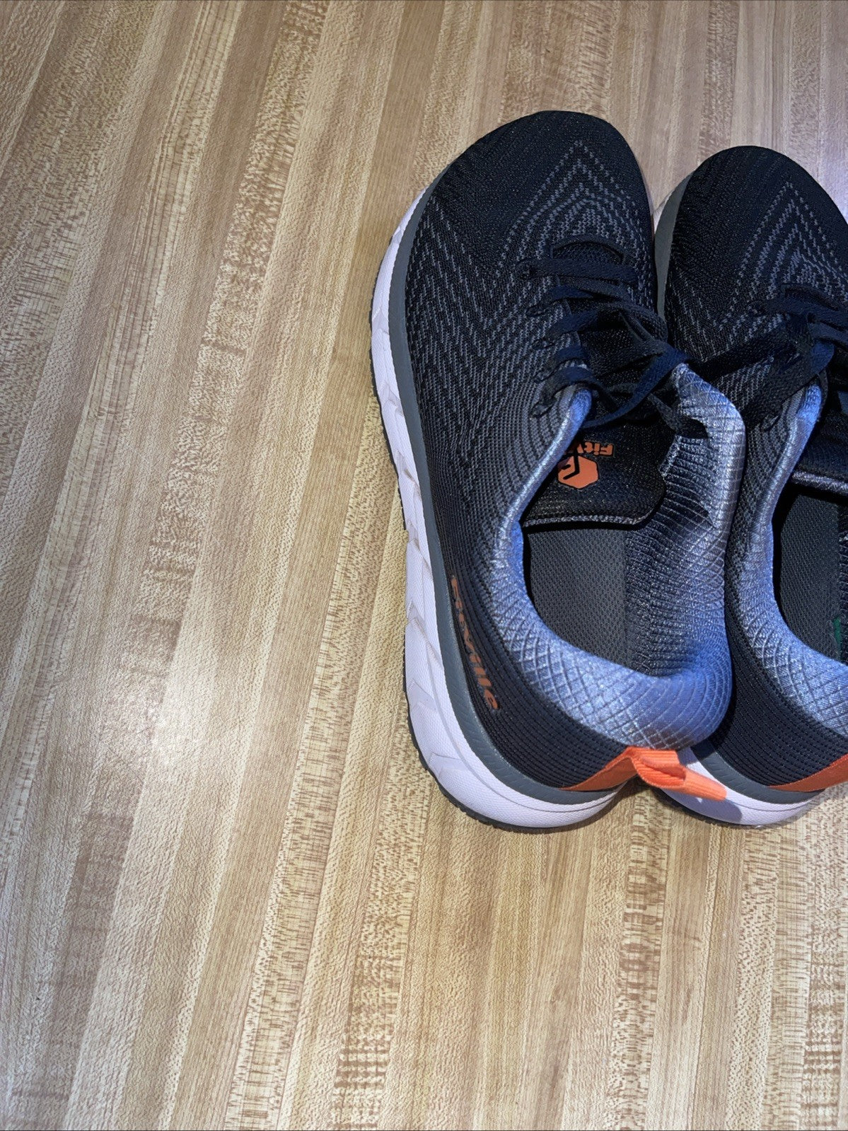 Fitville Men’s Shoes 10.5 Wide