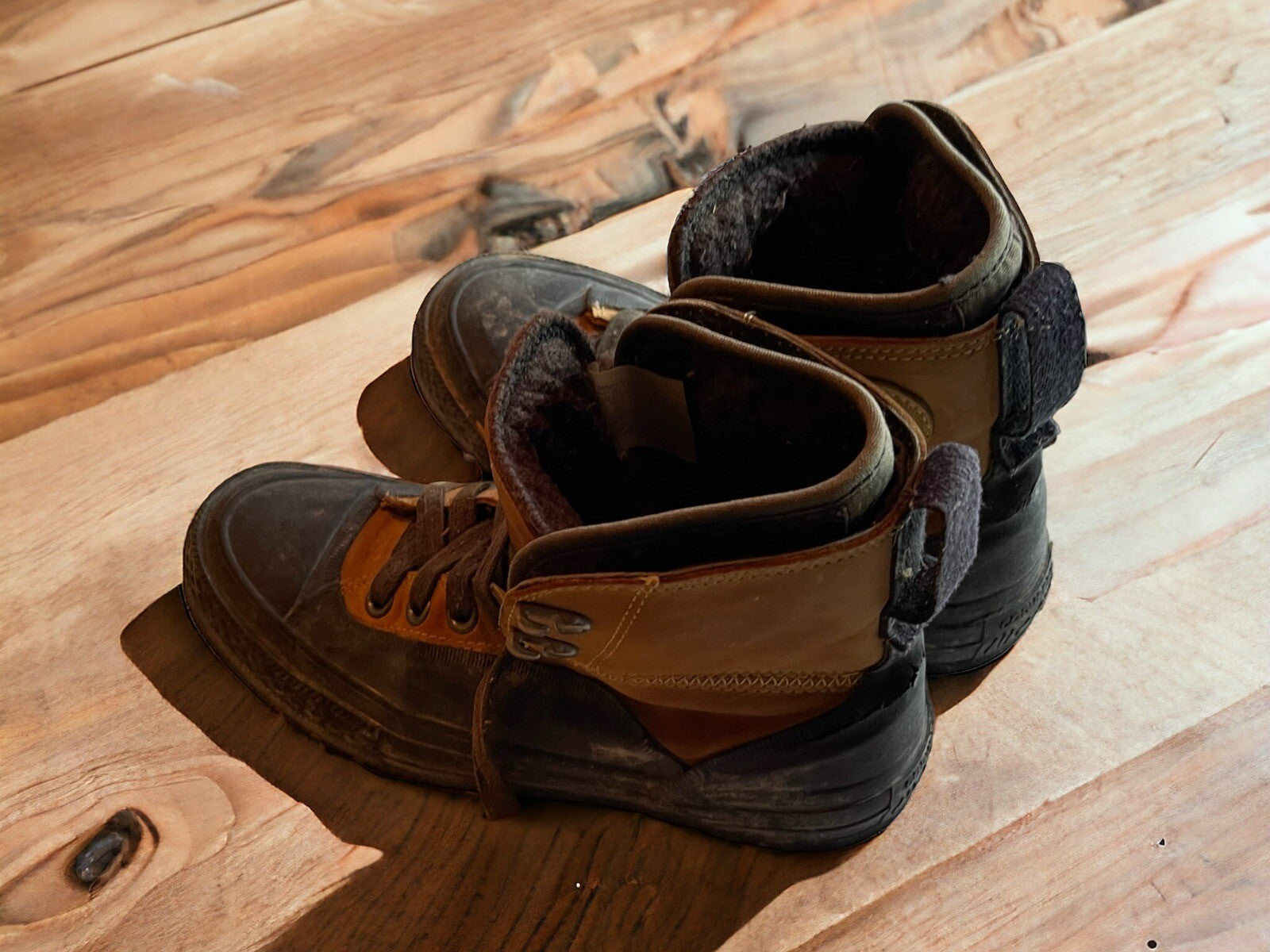 Converse All Star Duck Boots Size 7