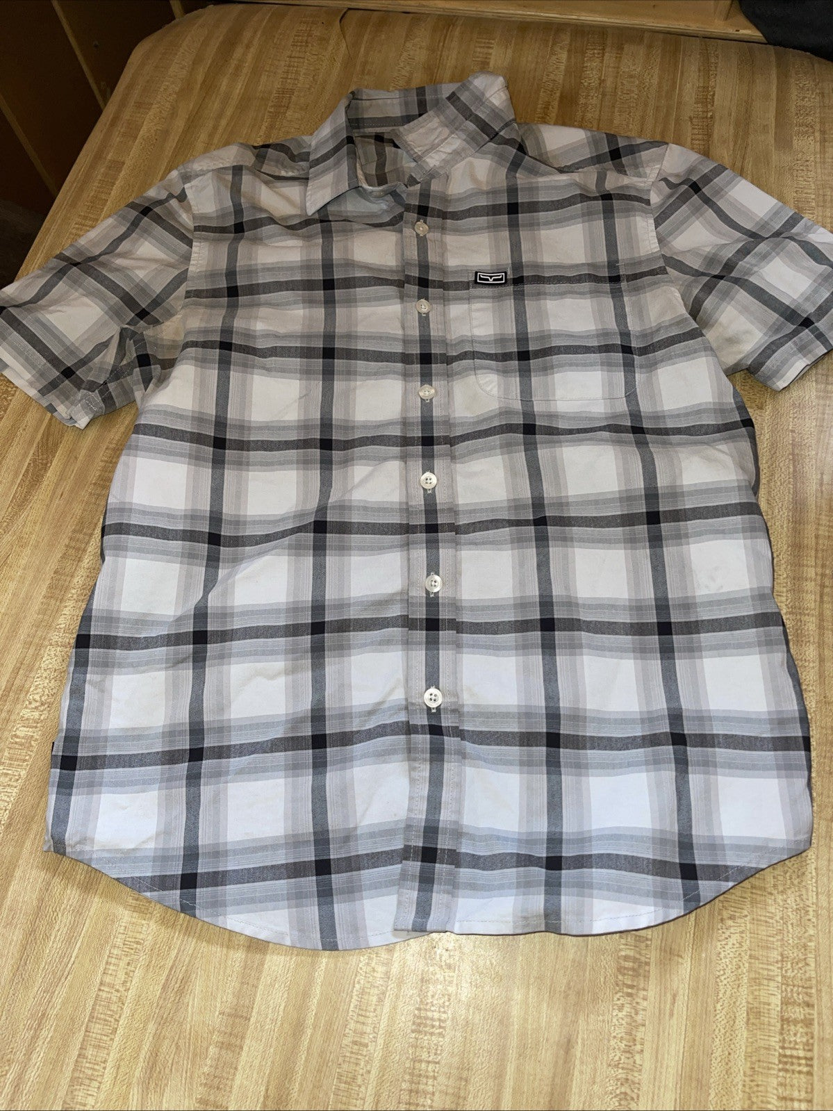 Kimes Ranch Button Up Medium 