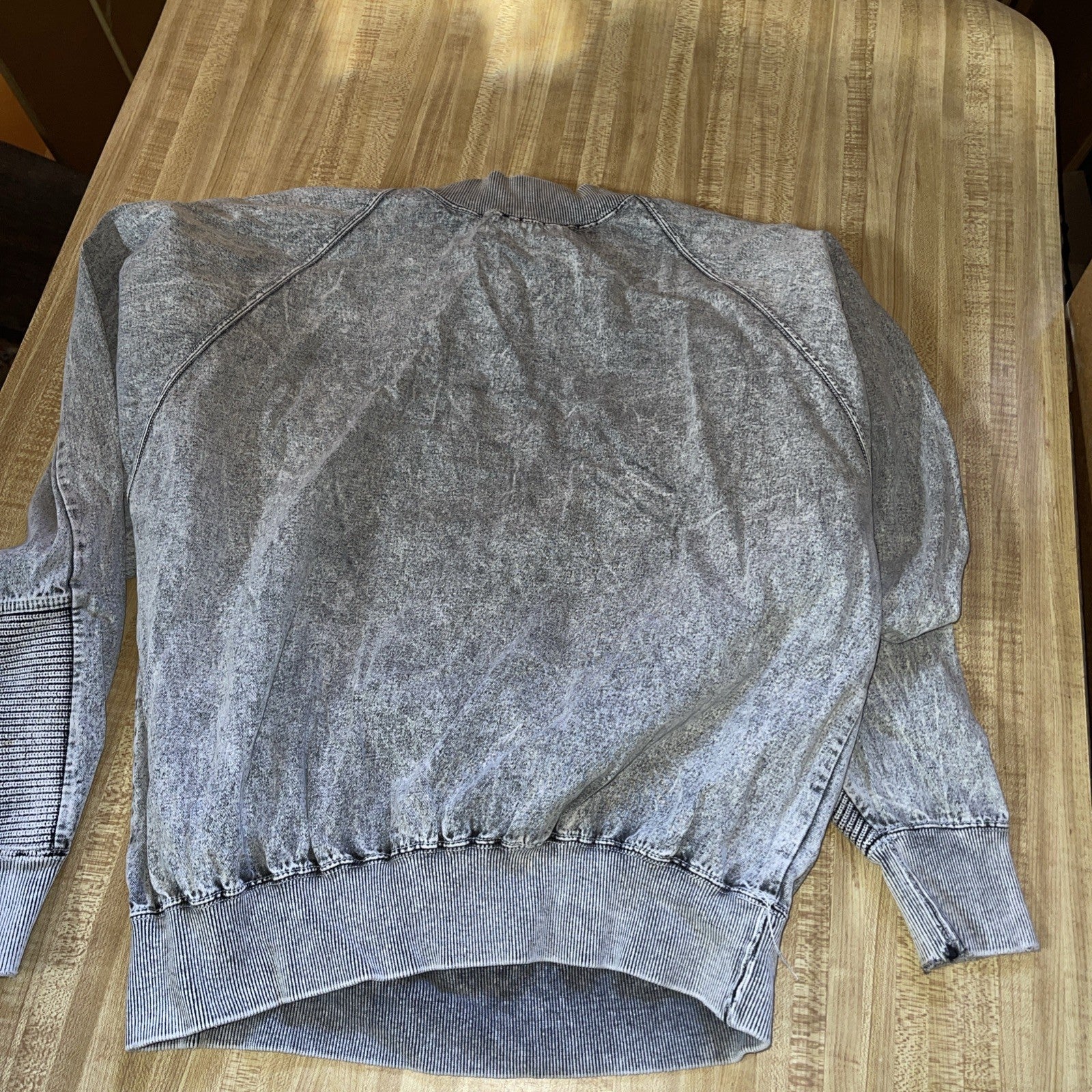 Vintage Sweatshirt Medium 