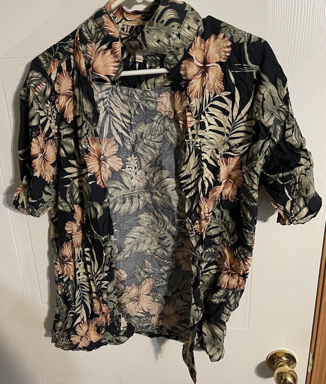campia hawaiian shirt Medium 