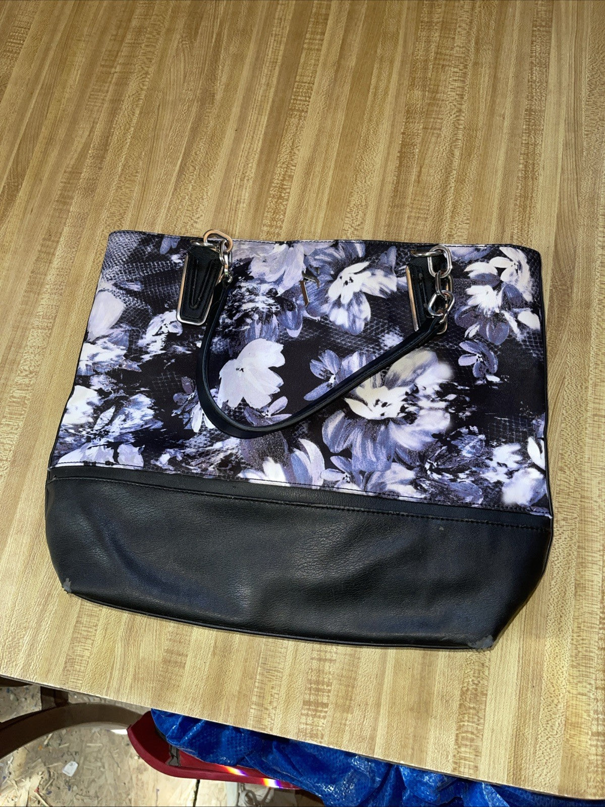 Simply Vera Purse